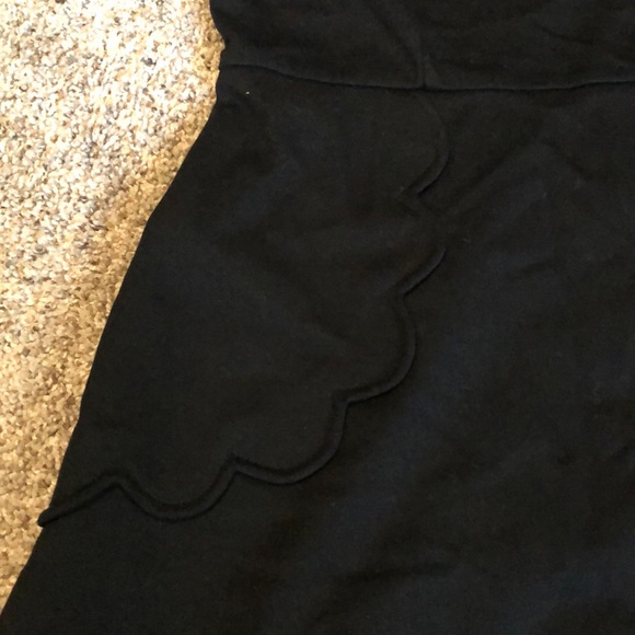 LBD - Picture 3 of 6